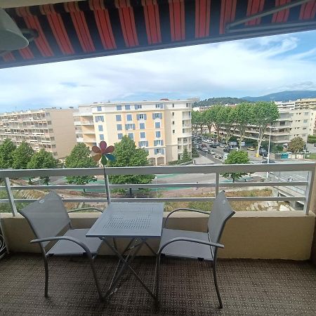Provencal Daire Cagnes-sur-Mer Dış mekan fotoğraf